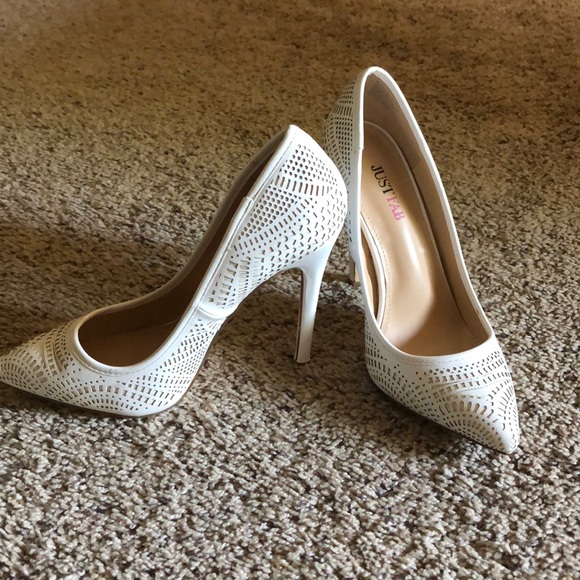 White cut out heels - Picture 3 of 6